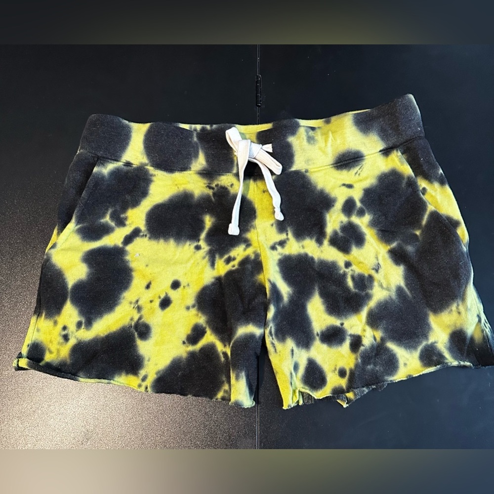 Monrow Tie Dye Shorts Size S NWT